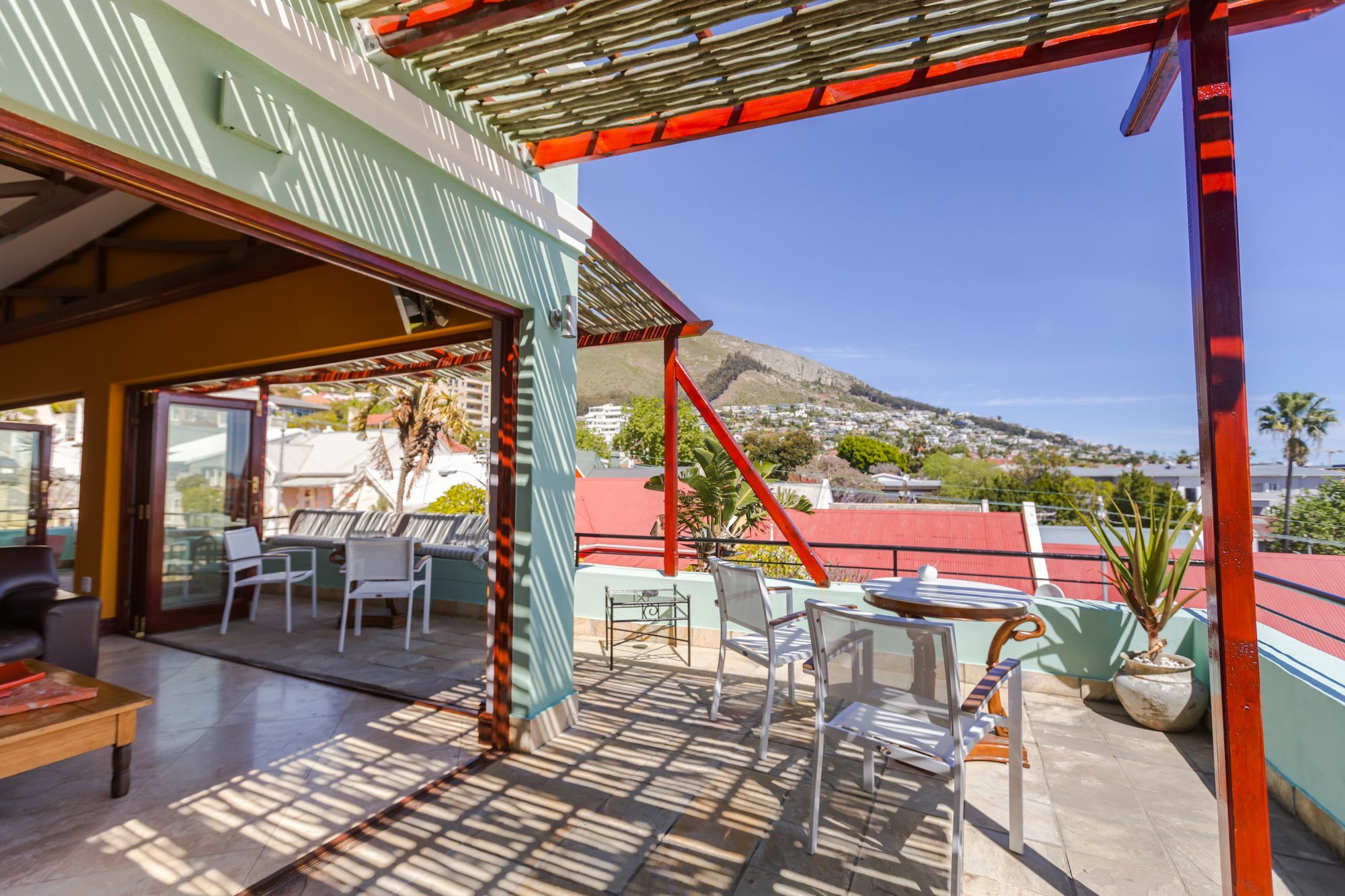 Sweet Ocean View Guesthouse Cape Town Ngoại thất bức ảnh
